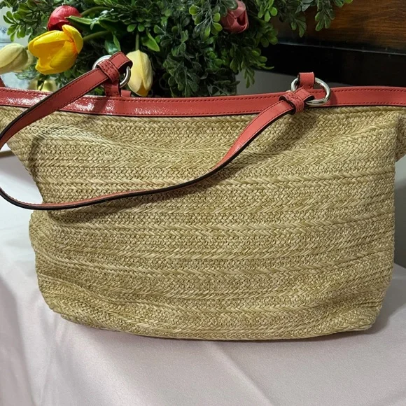 Coach Floral Straw Tote Bag with Tan and Coral Accents EUC - Picture 9 of 13